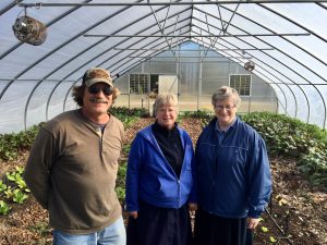in-greenhouse-farmer-joe-schalasky-srs-maureen-houlihan-marie-seton-harvest